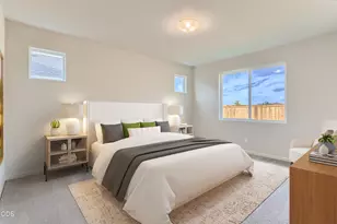 63111 NE Henningsen Pl, Bend, OR 97701 - Photo 12