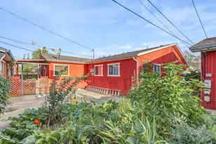 1007 W 9th St, Medford, OR 97501 - Photo 32