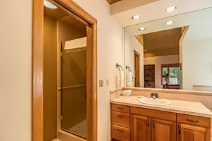 57046 Peppermill Cir, Sunriver, OR 97707 - Photo 14