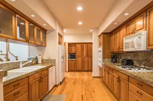 57046 Peppermill Cir, Sunriver, OR 97707 - Photo 18