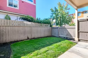 811 Overcup St, Medford, OR 97501 - Photo 22