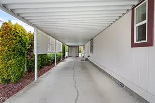 4601 S Pacific Hwy, Phoenix, OR 97535 - Photo 24