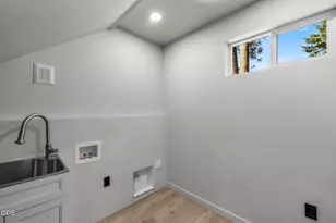 1530 NE 6th St, Bend, OR 97701 - Photo 36
