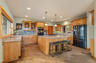 7750 NW Grubstake Way, Redmond, OR 97756 - Photo 6
