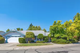 100 SE Liberty Dr, Grants Pass, OR 97527 - Photo 2