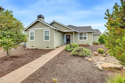 417 Echo Way, Eagle Point, OR 97524 - Photo 8