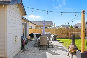 3583 NW 9th St, Redmond, OR 97756 - Photo 32