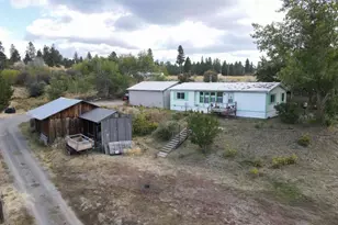36027 Agency Lake Loop Rd, Chiloquin, OR 97624 - Photo 4