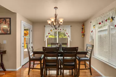 907 Worchester Drive, Medford, OR 97501 - Photo 10