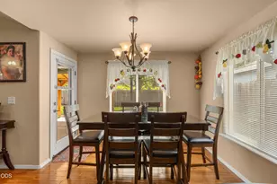 907 Worchester Dr, Medford, OR 97501 - Photo 10