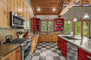 3665 Hyatt Prairie Rd, Ashland, OR 97520 - Photo 10