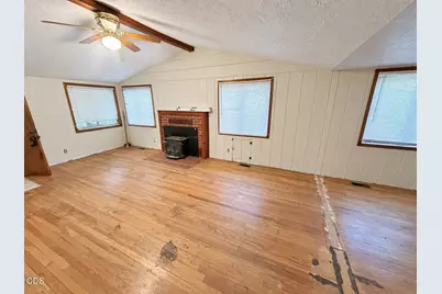 500 Grand Avenue, Central Point, OR 97502 - Photo 6