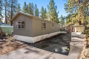 61040 S Queens Dr, Bend, OR 97702 - Photo 20