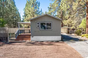 61040 S Queens Dr, Bend, OR 97702 - Photo 28