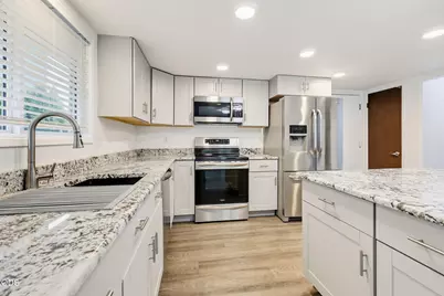 732 Sandra Lane, Central Point, OR 97502 - Photo 28