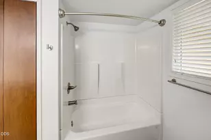 732 Sandra Ln, Central Point, OR 97502 - Photo 36