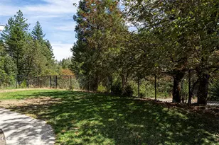 5334 Griffin Creek Rd, Medford, OR 97501 - Photo 26