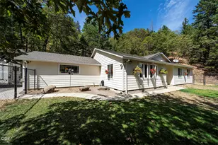 5334 Griffin Creek Rd, Medford, OR 97501 - Photo 14