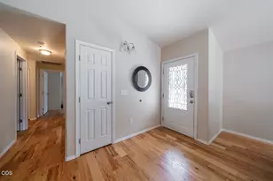 5334 Griffin Creek Rd, Medford, OR 97501 - Photo 10