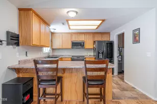 5334 Griffin Creek Rd, Medford, OR 97501 - Photo 24