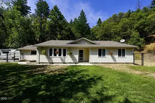 5334 Griffin Creek Rd, Medford, OR 97501 - Photo 4