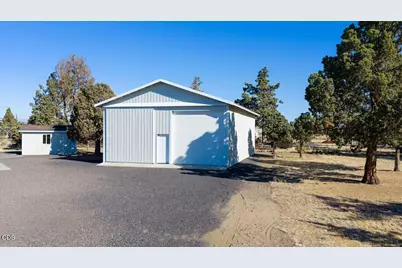 7218 SW Onyx Road, Terrebonne, OR 97760 - Photo 4