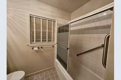 330 Pacific Terrace, Klamath Falls, OR 97601 - Photo 8