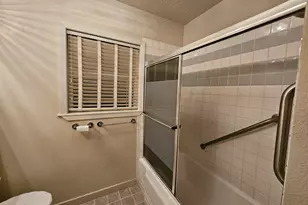 330 Pacific Terrace, Klamath Falls, OR 97601 - Photo 8