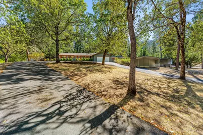 387 Carrollwood Drive, Grants Pass, OR 97527 - Photo 32