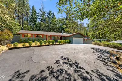 387 Carrollwood Drive, Grants Pass, OR 97527 - Photo 34
