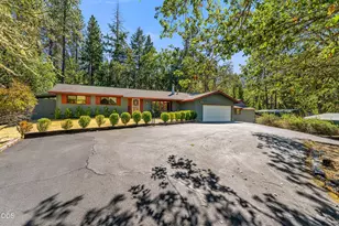 387 Carrollwood Dr, Grants Pass, OR 97527 - Photo 34