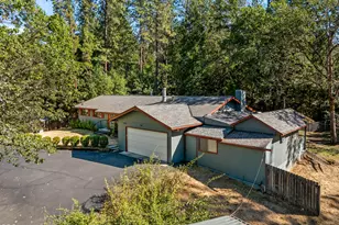387 Carrollwood Dr, Grants Pass, OR 97527 - Photo 36