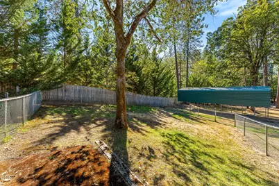 387 Carrollwood Drive, Grants Pass, OR 97527 - Photo 30