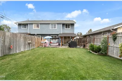 307 W Clark Street, Medford, OR 97501 - Photo 14
