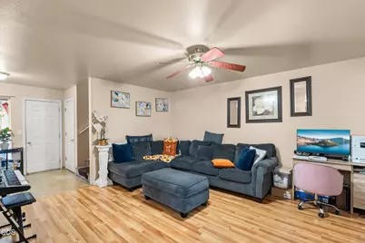307 W Clark Street, Medford, OR 97501 - Photo 20
