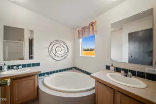 67665 Cloverdale Rd, Sisters, OR 97759 - Photo 28