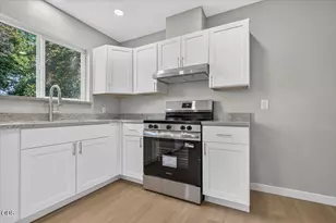 714 Broad St, Medford, OR 97501 - Photo 16