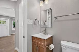 714 Broad St, Medford, OR 97501 - Photo 24