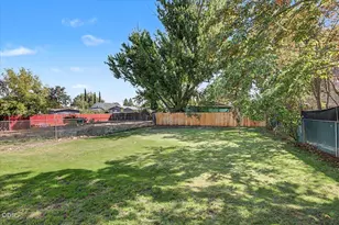 714 Broad St, Medford, OR 97501 - Photo 28