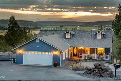 1035 NE Wyoming Drive, Prineville, OR 97754 - Photo 1