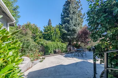 63 Nutley Street, Ashland, OR 97520 - Photo 18