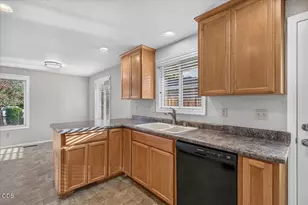 616 Hemlock Ave, Central Point, OR 97502 - Photo 14