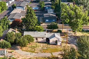 1212 - 1220 Morrow Rd, Medford, OR 97504 - Photo 2
