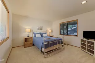 17855 Lava Butte Ln, Sunriver, OR 97707 - Photo 36