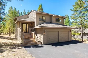 17855 Lava Butte Ln, Sunriver, OR 97707 - Photo 4