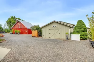 4919 Grant Rd, Central Point, OR 97502 - Photo 16