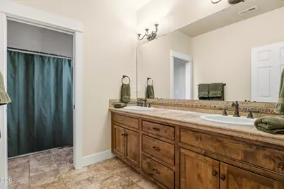 20921 Miramar Drive, Bend, OR 97702 - Photo 38
