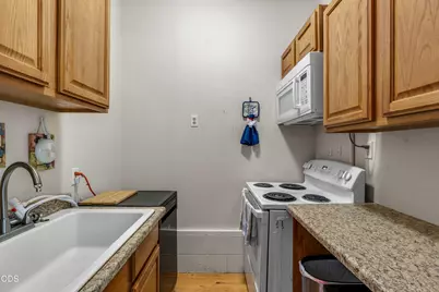 676 Becklin Drive, Merlin, OR 97532 - Photo 40