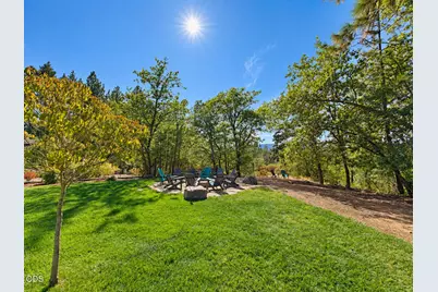 676 Becklin Drive, Merlin, OR 97532 - Photo 4