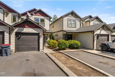 139 Casey Way, Central Point, OR 97502 - Photo 4
